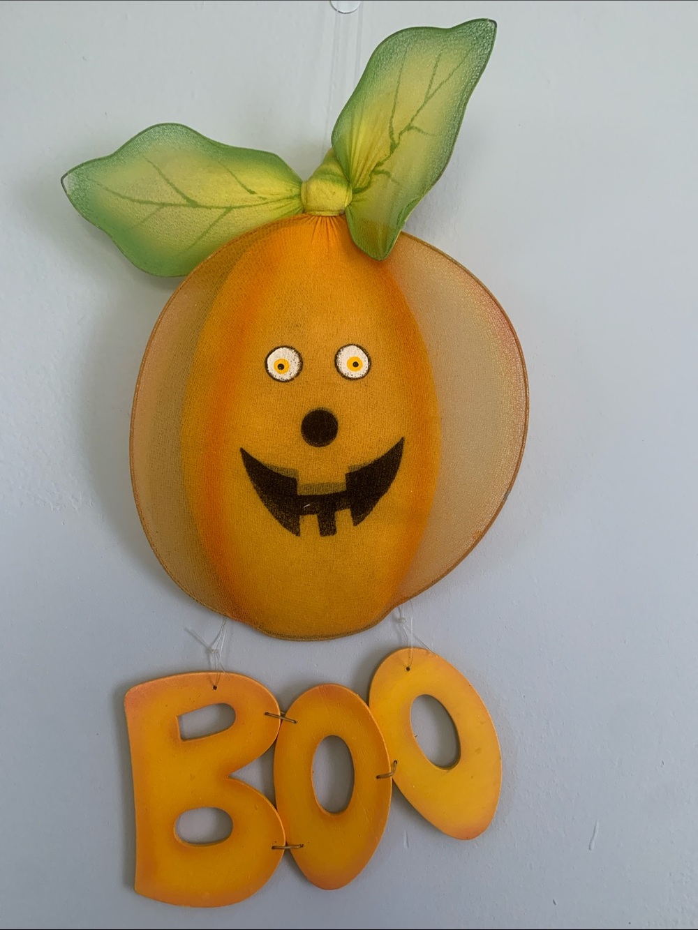 Whimsical Pumpkin 'BOO' Wall hanging - Yellow & Green Halloween Decor